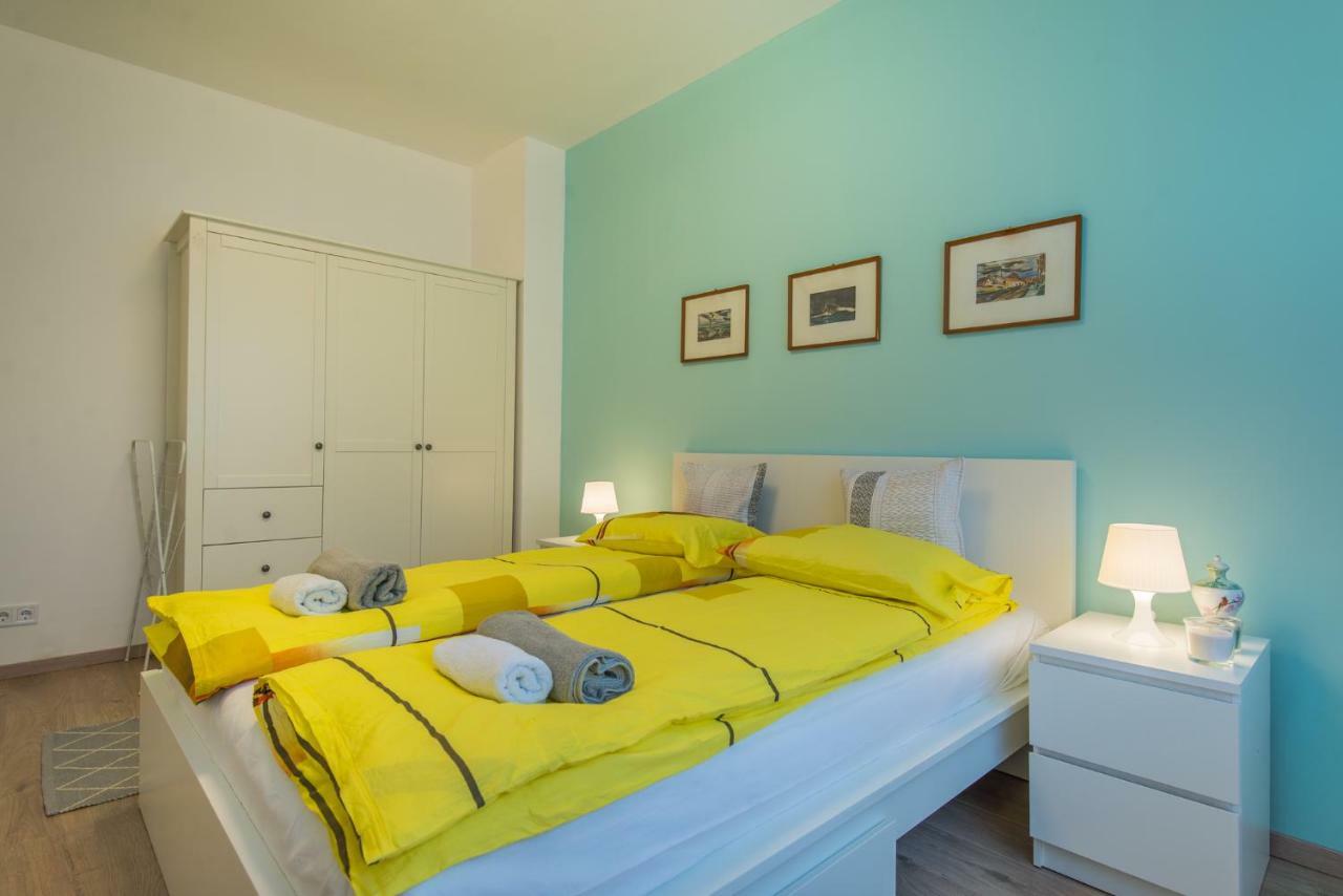 Chic And Spacious Apartment In Central Sofia - Patriarh Evtimiy By Flat Mаnager Luaran gambar