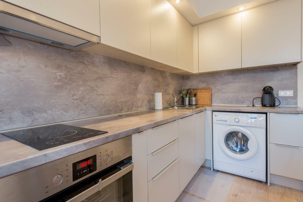 Chic And Spacious Apartment In Central Sofia - Patriarh Evtimiy By Flat Mаnager Luaran gambar